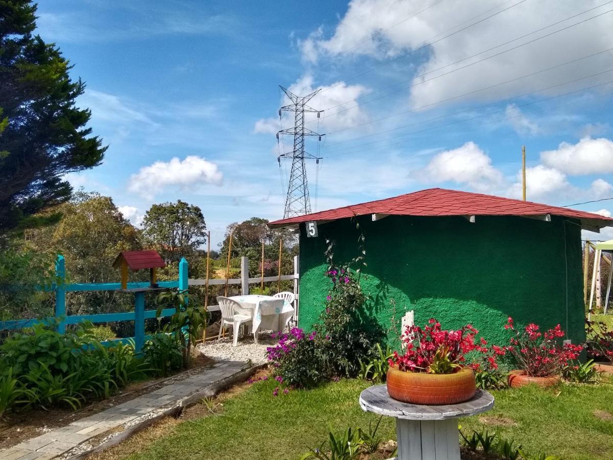 Hospedaje Santaelena -Chalets De Montana- Santa Elena  Buitenkant foto